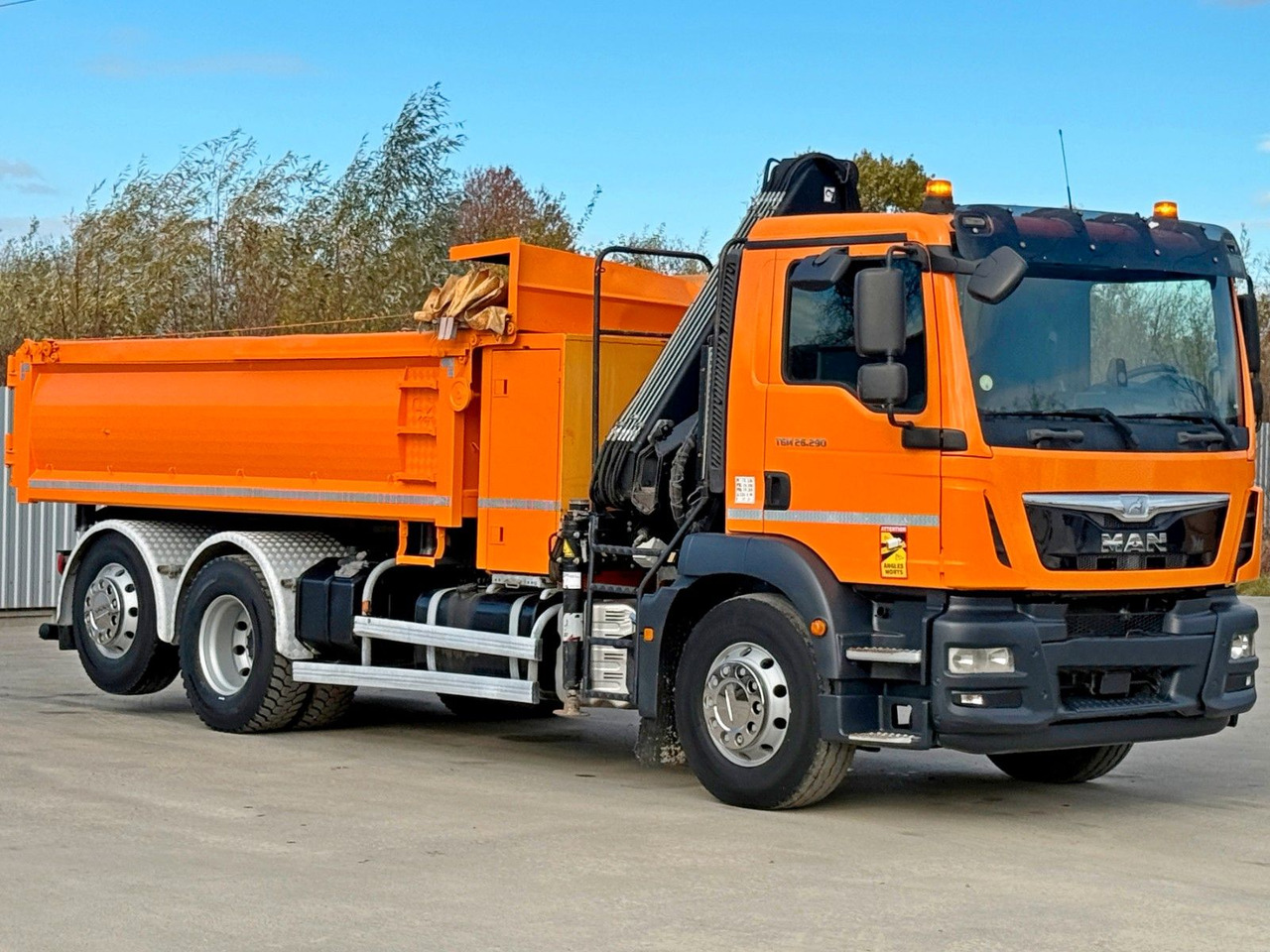 MAN TGM 26.290* KIPPER 4,60m*HIAB 111 B-3 HIDUO/FUNK - Camion benne, Camion grue: photos 3 MAN TGM 26.290* KIPPER 4,60m*HIAB 111 B-3 HIDUO/FUNK - Camion benne, Camion grue: photos 3