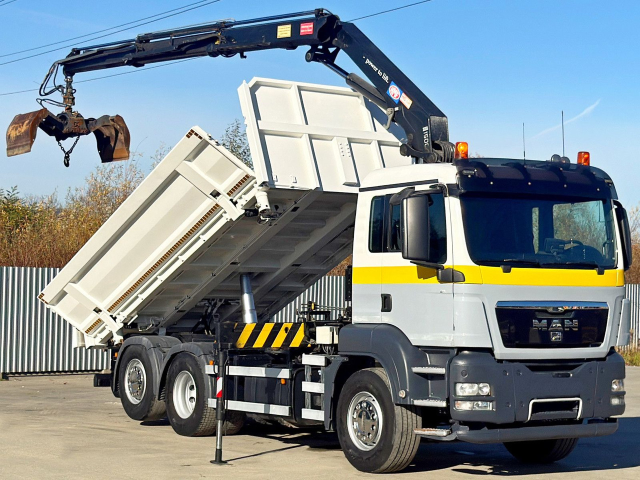 MAN TGS 28.320 * HMF 1500 - K2 * TOPZUSTAND - Camion grue: photos 3 MAN TGS 28.320 * HMF 1500 - K2 * TOPZUSTAND - Camion grue: photos 3