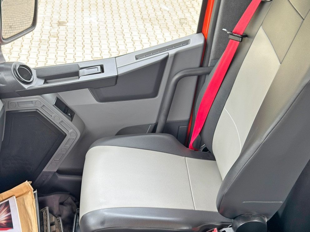 Camion grue Renault K 380 * HIAB 144 BS - 3 HIDUO + FUNK * 6x4 * TOP: photos 10 Camion grue Renault K 380 * HIAB 144 BS - 3 HIDUO + FUNK * 6x4 * TOP: photos 10