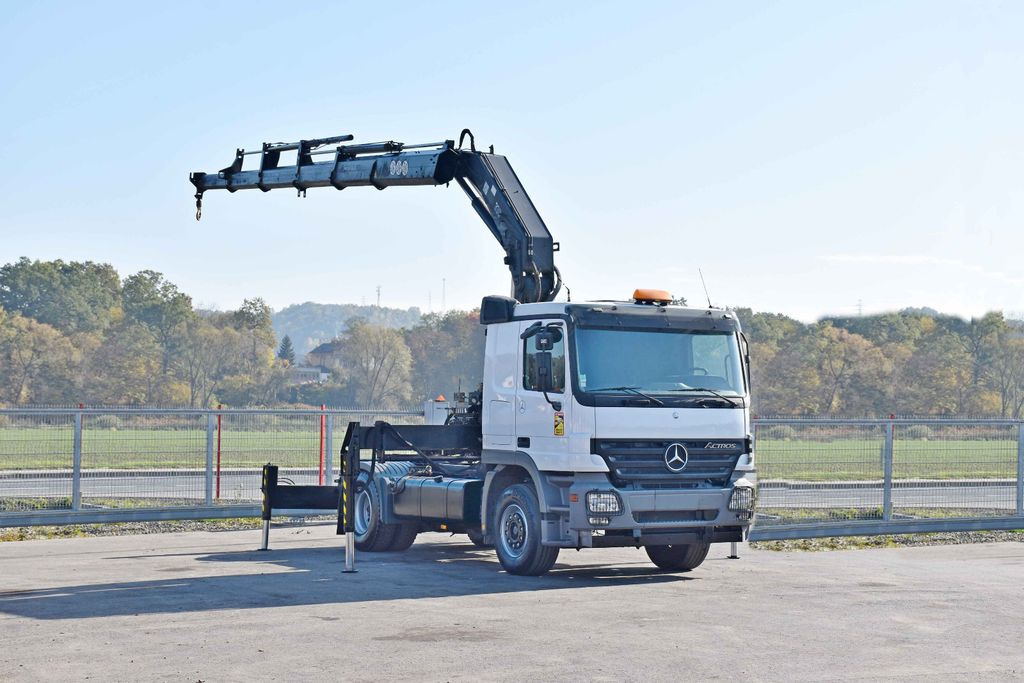 Mercedes-Benz ACTROS 1844 * Sattelzugmaschine *HIAB 330-5/FUNK Mercedes-Benz ACTROS 1844 * Sattelzugmaschine *HIAB 330-5/FUNK - Tracteur routier: photos 2 Mercedes-Benz ACTROS 1844 * Sattelzugmaschine *HIAB 330-5/FUNK Mercedes-Benz ACTROS 1844 * Sattelzugmaschine *HIAB 330-5/FUNK - Tracteur routier: photos 2