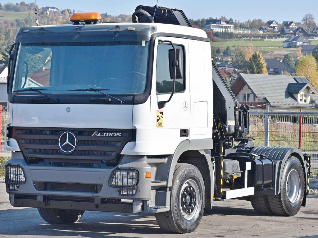 Mercedes-Benz ACTROS 1844 * Sattelzugmaschine *HIAB 330-5/FUNK Mercedes-Benz ACTROS 1844 * Sattelzugmaschine *HIAB 330-5/FUNK - Tracteur routier: photos 3 Mercedes-Benz ACTROS 1844 * Sattelzugmaschine *HIAB 330-5/FUNK Mercedes-Benz ACTROS 1844 * Sattelzugmaschine *HIAB 330-5/FUNK - Tracteur routier: photos 3