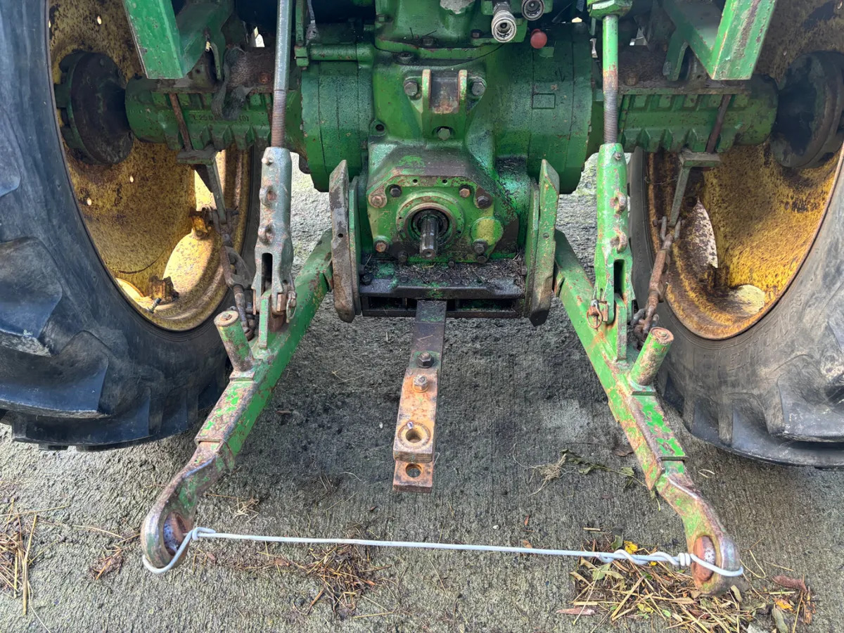 Tracteur agricole John Deere 2130 4WD: photos 7