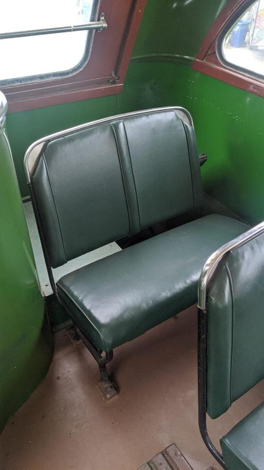 Bus à impériale 1949 Guy Arab back loader, half cab double decker: photos 11 Bus à impériale 1949 Guy Arab back loader, half cab double decker: photos 11