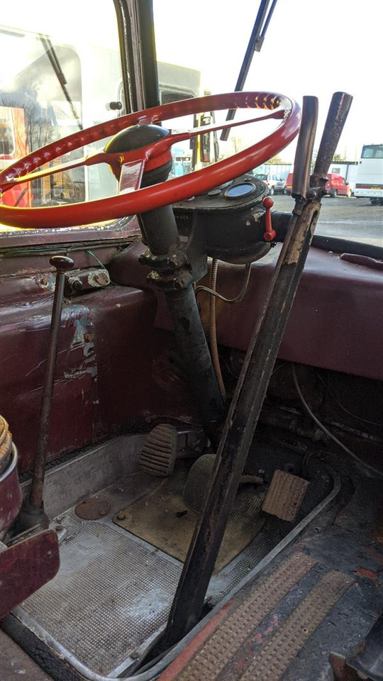 Photo d'intérieur 1: Bus à impériale 1961 Guy Arab double decker bus back loader