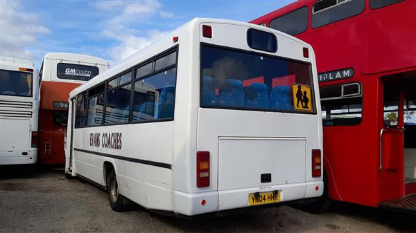 2004 Mercedes 33 seat dual purpose minicoach - Bus interurbain: photos 2 2004 Mercedes 33 seat dual purpose minicoach - Bus interurbain: photos 2