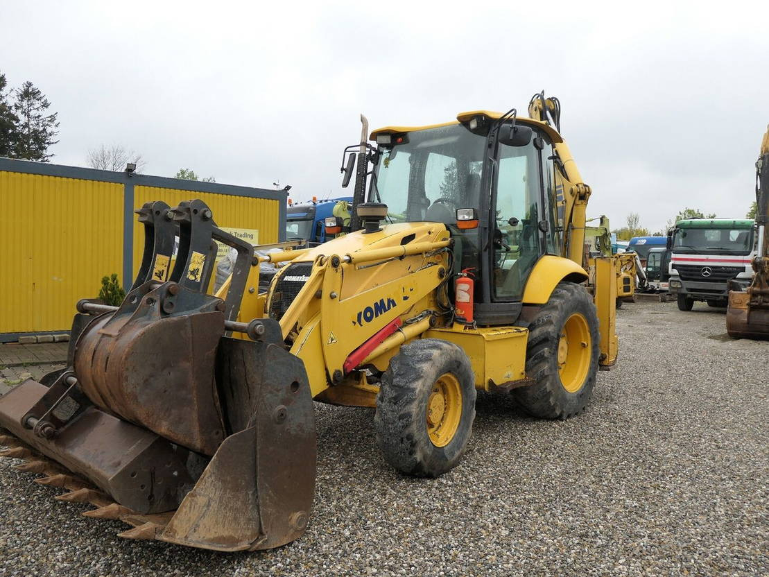 Komatsu WB 97-5 - Tractopelle: photos 1 Komatsu WB 97-5 - Tractopelle: photos 1