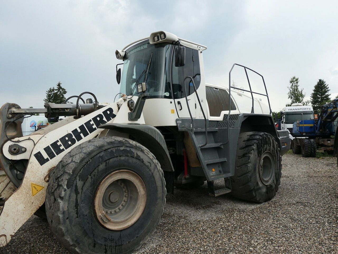 Liebherr L 576 - Chargeuse sur pneus: photos 4 Liebherr L 576 - Chargeuse sur pneus: photos 4