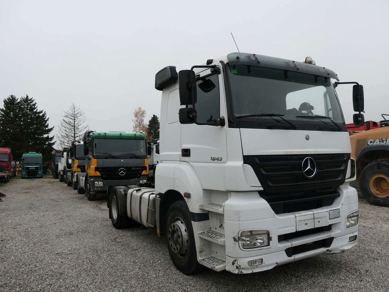Mercedes-Benz Axor 1843 - Tracteur routier: photos 2 Mercedes-Benz Axor 1843 - Tracteur routier: photos 2