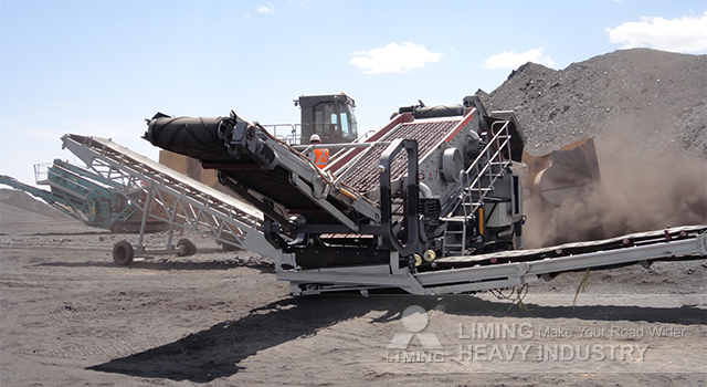 Liming 100-150 tph Mobile Screening Plant Mobile Vibrating Screen - Crible: photos 1 Liming 100-150 tph Mobile Screening Plant Mobile Vibrating Screen - Crible: photos 1