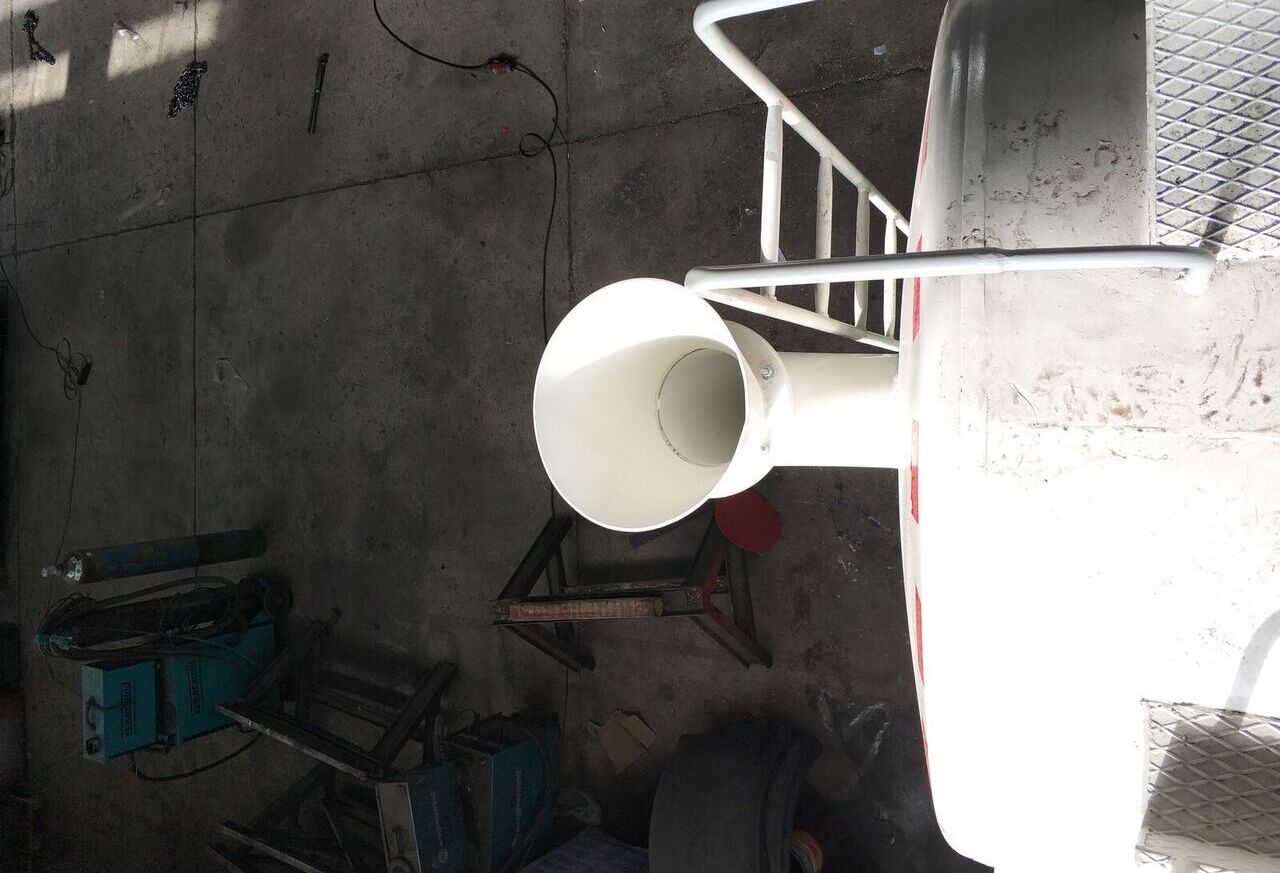 LIDER 2022 year new Slurry Tanker Farmer Agriculture Field Tanker - Semi-remorque citerne: photos 3 LIDER 2022 year new Slurry Tanker Farmer Agriculture Field Tanker - Semi-remorque citerne: photos 3