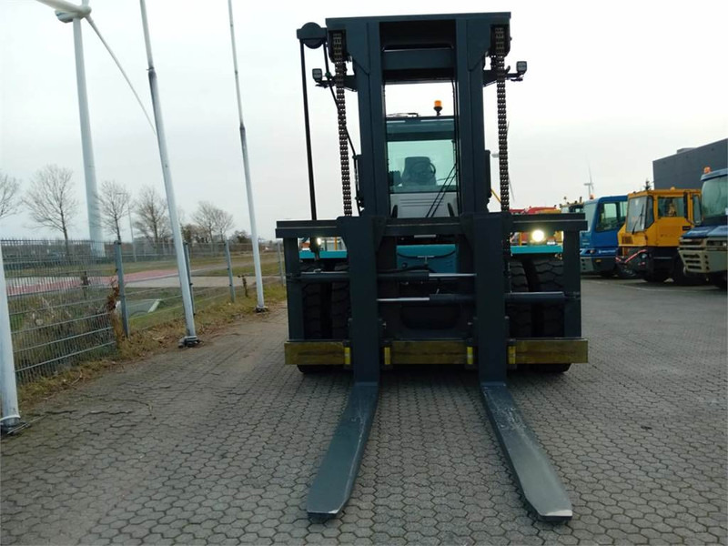 KONECRANES SMV 25-1200C - Chariot élévateur diesel: photos 5 KONECRANES SMV 25-1200C - Chariot élévateur diesel: photos 5