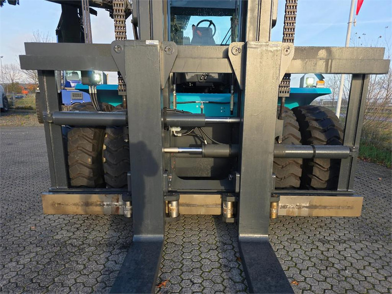 Chariot élévateur diesel KONECRANES SMV 33-1200C: photos 9 Chariot élévateur diesel KONECRANES SMV 33-1200C: photos 9