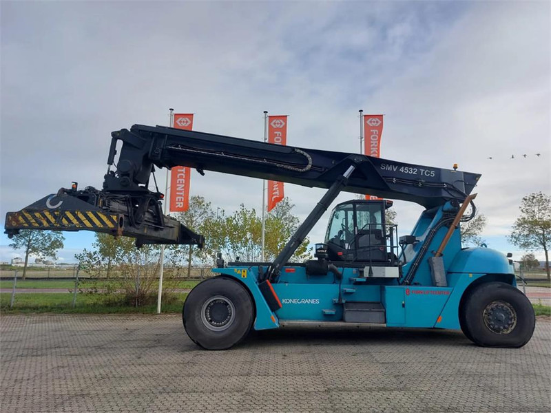KONECRANES SMV 4532 TC5 - Reach stacker: photos 2 KONECRANES SMV 4532 TC5 - Reach stacker: photos 2