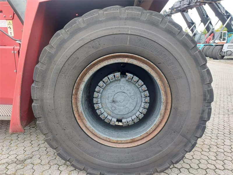 Reach stacker Kalmar DRG450-65C5X: photos 13