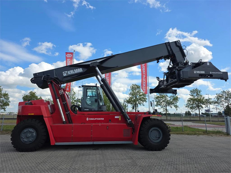 Kalmar DRG450-65S5 - Reach stacker: photos 2 Kalmar DRG450-65S5 - Reach stacker: photos 2