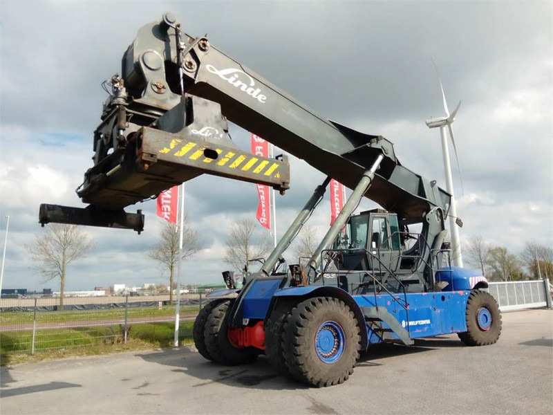 Linde C4531TL - Reach stacker: photos 4 Linde C4531TL - Reach stacker: photos 4