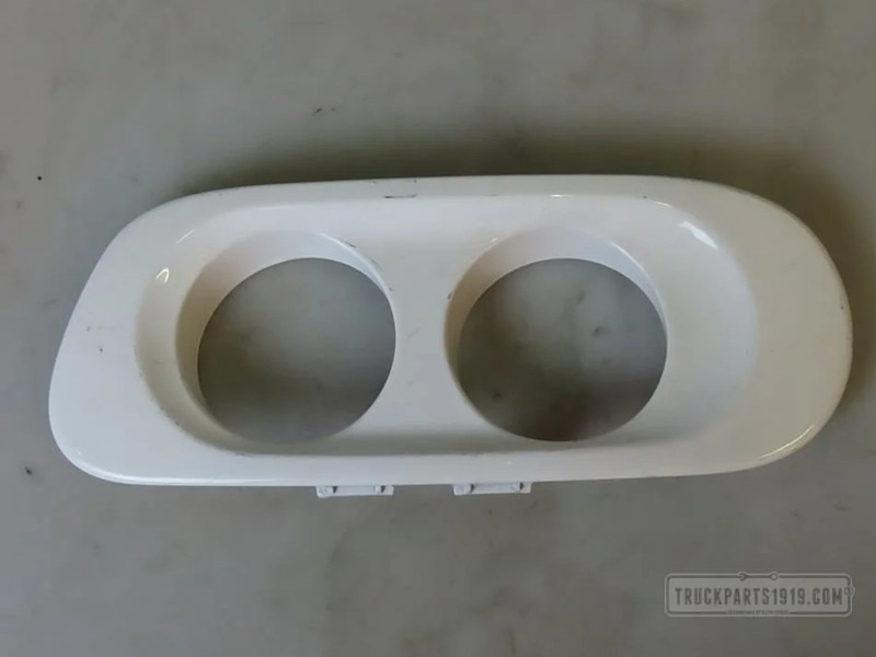 DAF Body & Chassis Parts Afdichtplaat Mistlamp Li. DAF - Angle de pare-chocs pour Camion: photos 1 DAF Body & Chassis Parts Afdichtplaat Mistlamp Li. DAF - Angle de pare-chocs pour Camion: photos 1