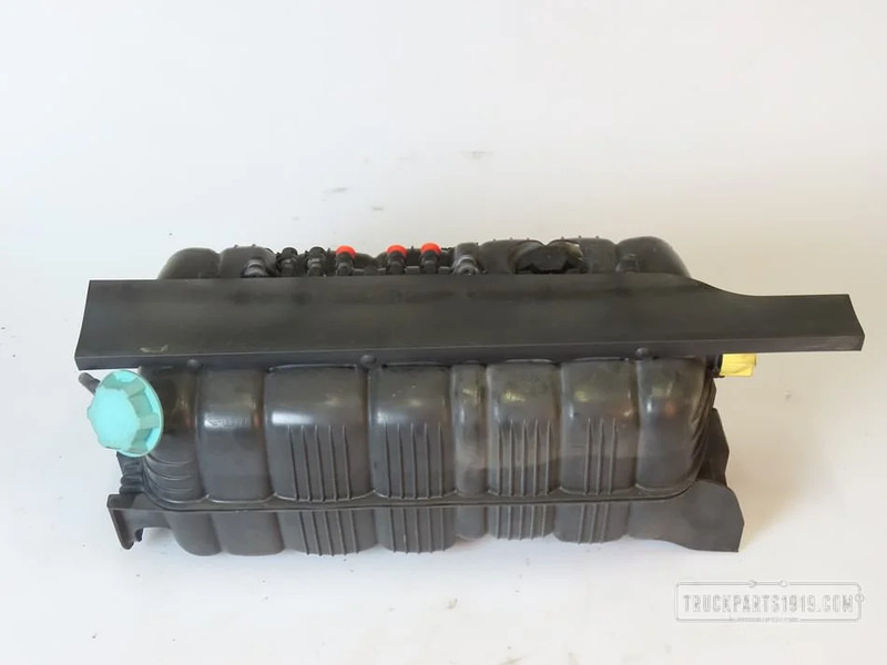 MAN Cooling System Koelexpansievat Euro6 - Vase d'expansion pour Camion: photos 1 MAN Cooling System Koelexpansievat Euro6 - Vase d'expansion pour Camion: photos 1