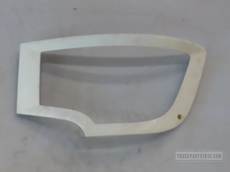 Mercedes-Benz Body & Chassis Parts Koplamprand Li.MB MP4 - Angle de pare-chocs pour Camion: photos 3 Mercedes-Benz Body & Chassis Parts Koplamprand Li.MB MP4 - Angle de pare-chocs pour Camion: photos 3