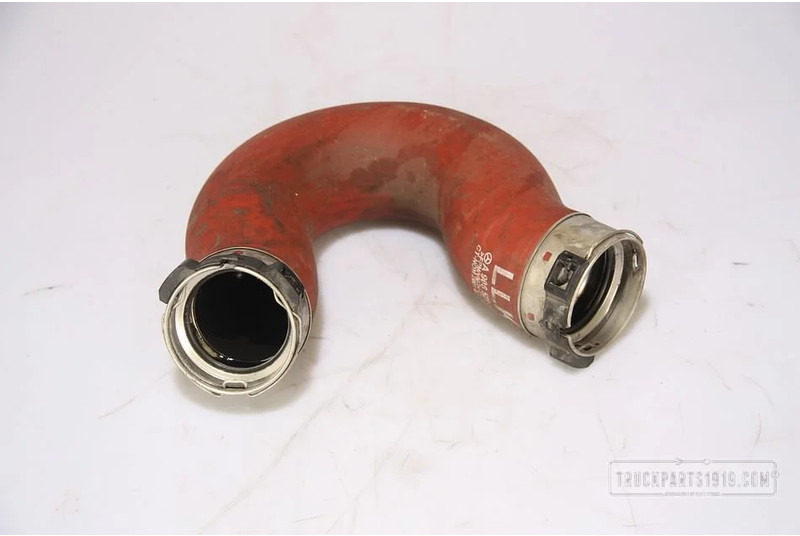 Mercedes-Benz Cooling System Intercoolerslang Rood Sprinter - Système de refroidissement pour Camion: photos 1 Mercedes-Benz Cooling System Intercoolerslang Rood Sprinter - Système de refroidissement pour Camion: photos 1