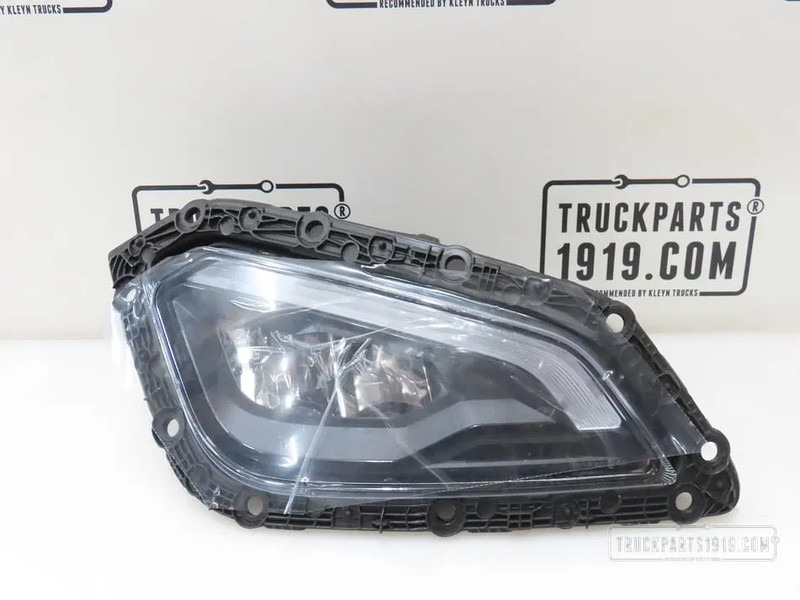 DAF 2272642 Lighting Skylight Re. XG - Pièces de rechange pour Camion: photos 1 DAF 2272642 Lighting Skylight Re. XG - Pièces de rechange pour Camion: photos 1