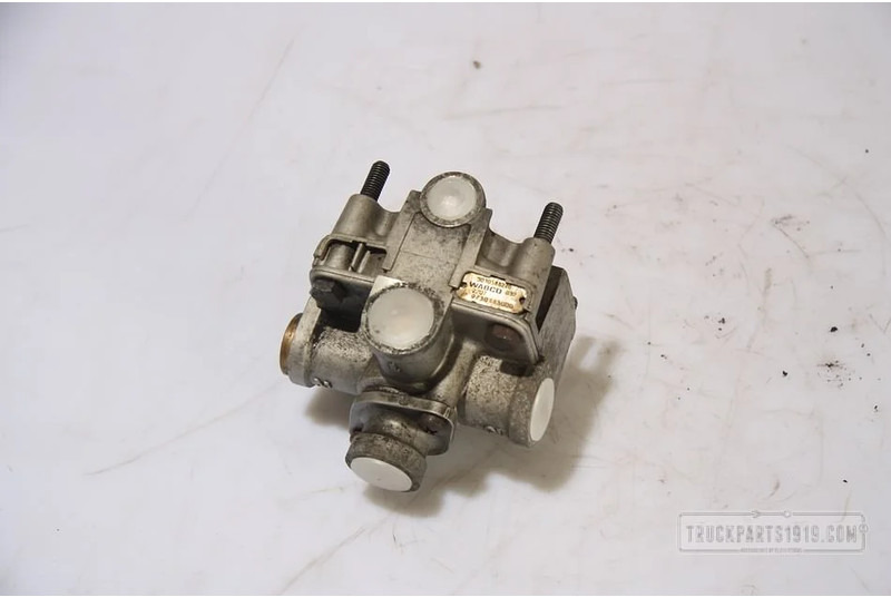 Renault Compressed Air System Relaisklep - Valve pour Camion: photos 1 Renault Compressed Air System Relaisklep - Valve pour Camion: photos 1