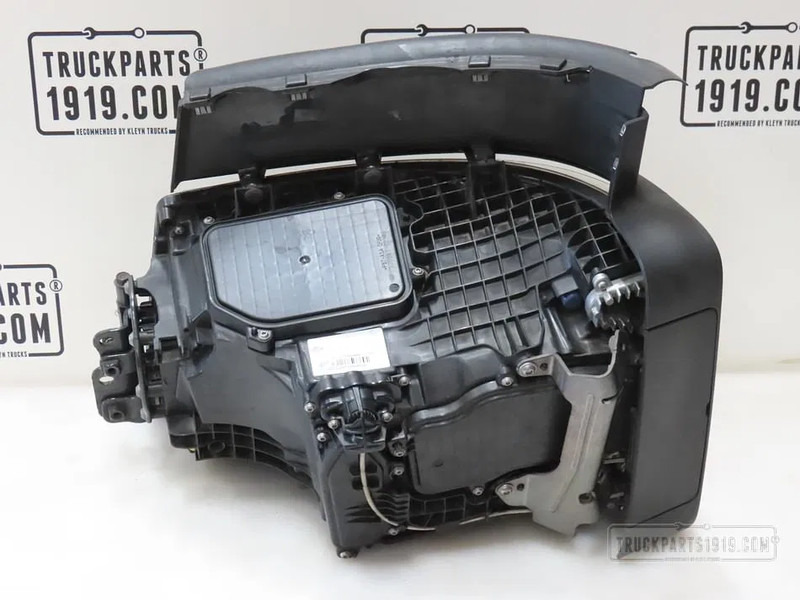 Scania 3148186 | Koplamp Re. LED - Feu avant pour Camion: photos 2 Scania 3148186 | Koplamp Re. LED - Feu avant pour Camion: photos 2