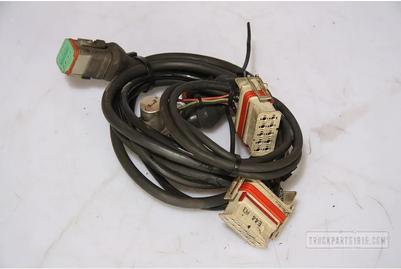Scania Electrical System Scania Kabelboom Used - Câble/ Fil pour Camion: photos 1 Scania Electrical System Scania Kabelboom Used - Câble/ Fil pour Camion: photos 1