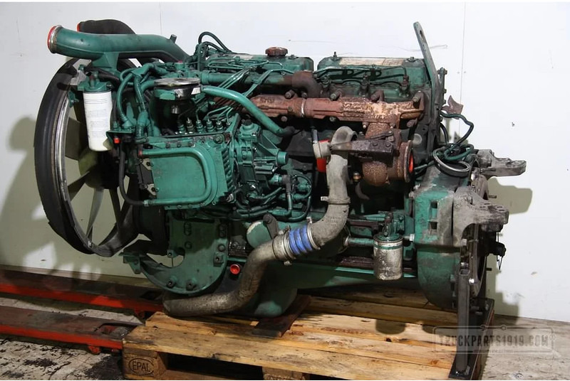 Volvo Engines & Parts Motor D7C 290 EC99 Euro 3 - Moteur pour Camion: photos 3 Volvo Engines & Parts Motor D7C 290 EC99 Euro 3 - Moteur pour Camion: photos 3