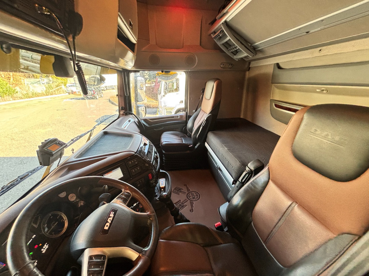 DAF FAN XF 530 LTD - Camion à rideaux coulissants: photos 5 DAF FAN XF 530 LTD - Camion à rideaux coulissants: photos 5