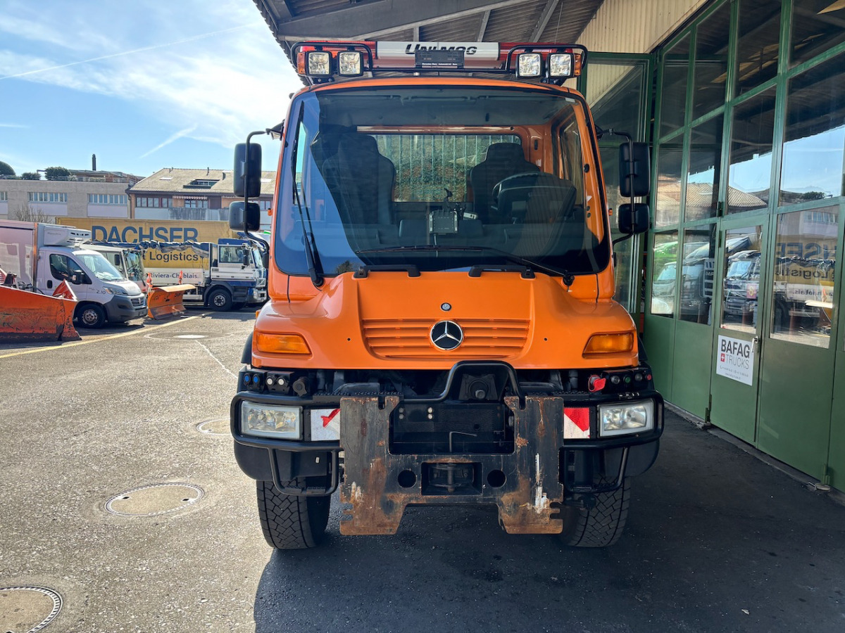 UNIMOG U400 - Camion benne: photos 3 UNIMOG U400 - Camion benne: photos 3