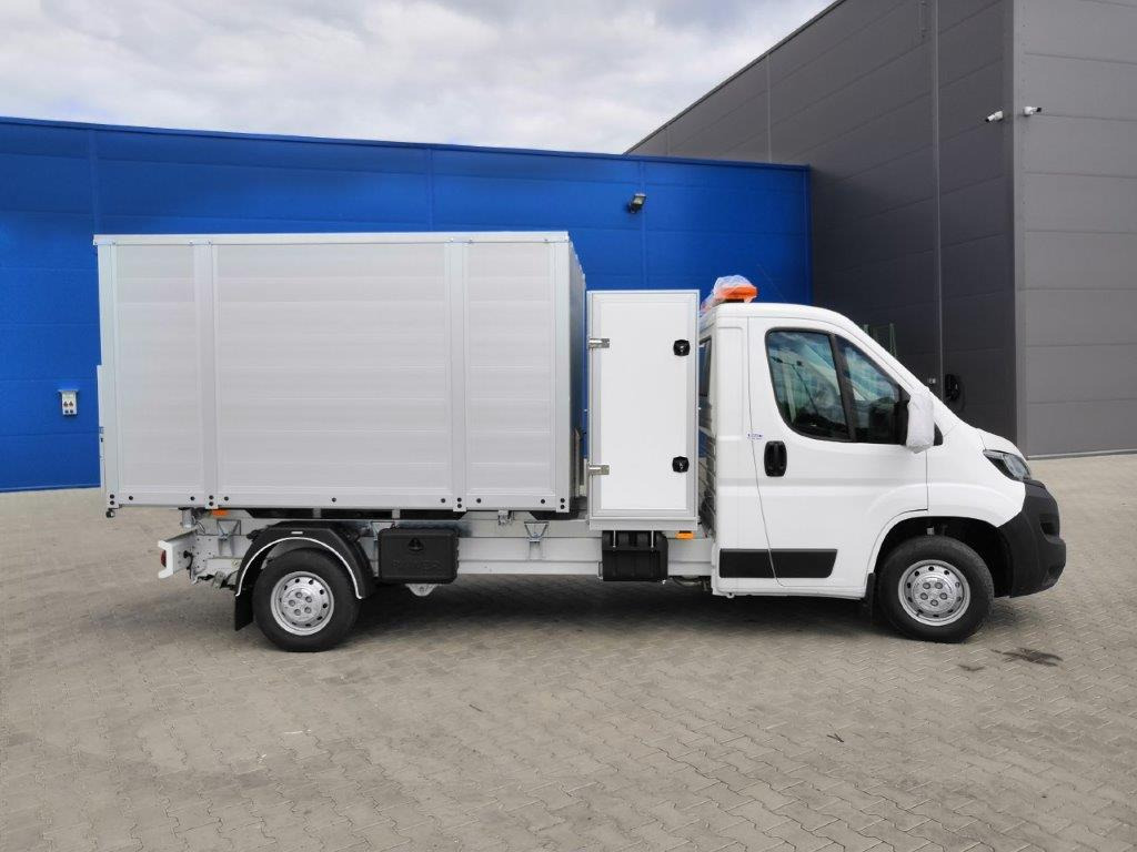 Renault Master 170 Kipper - Utilitaire benne: photos 2 Renault Master 170 Kipper - Utilitaire benne: photos 2
