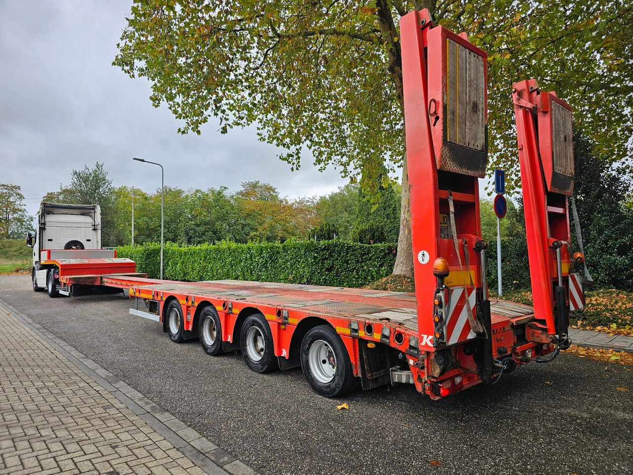 Kaessbohrer LB4E With Hydraulic Flip Ramps - Semi-remorque surbaissé: photos 3 Kaessbohrer LB4E With Hydraulic Flip Ramps - Semi-remorque surbaissé: photos 3
