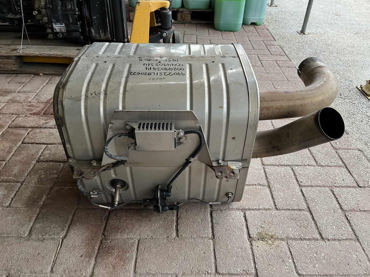 CATALYTIC CONVERTER ATEGO EURO 5, 125L - Système d'échappement pour Camion: photos 1 CATALYTIC CONVERTER ATEGO EURO 5, 125L - Système d'échappement pour Camion: photos 1