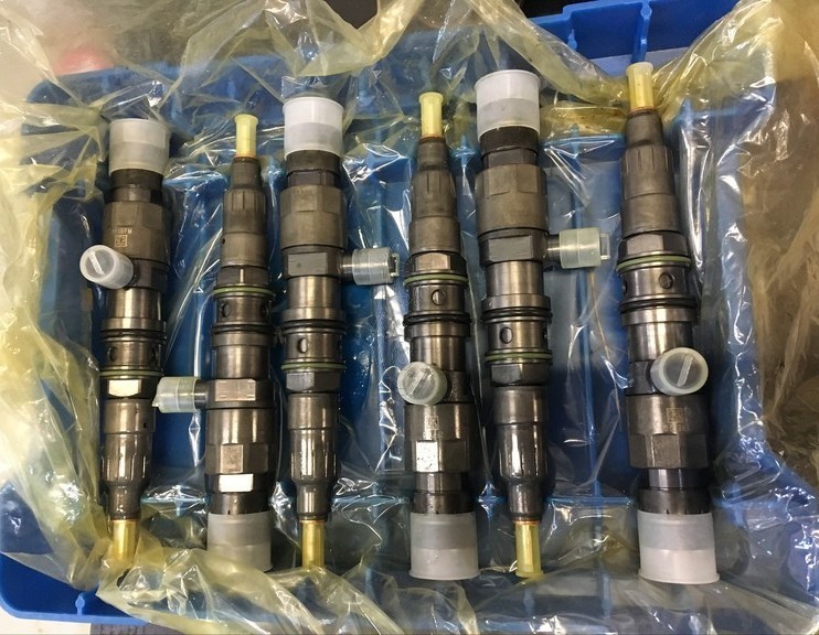 INJECTOR ACTROS MP4 - Injecteur pour Camion: photos 1 INJECTOR ACTROS MP4 - Injecteur pour Camion: photos 1