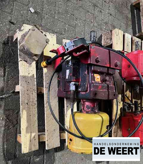 Trioliet tandwielkast , haakse aandrijving , trioliet mengwagen - Boîte de vitesse pour Machine agricole: photos 4 Trioliet tandwielkast , haakse aandrijving , trioliet mengwagen - Boîte de vitesse pour Machine agricole: photos 4