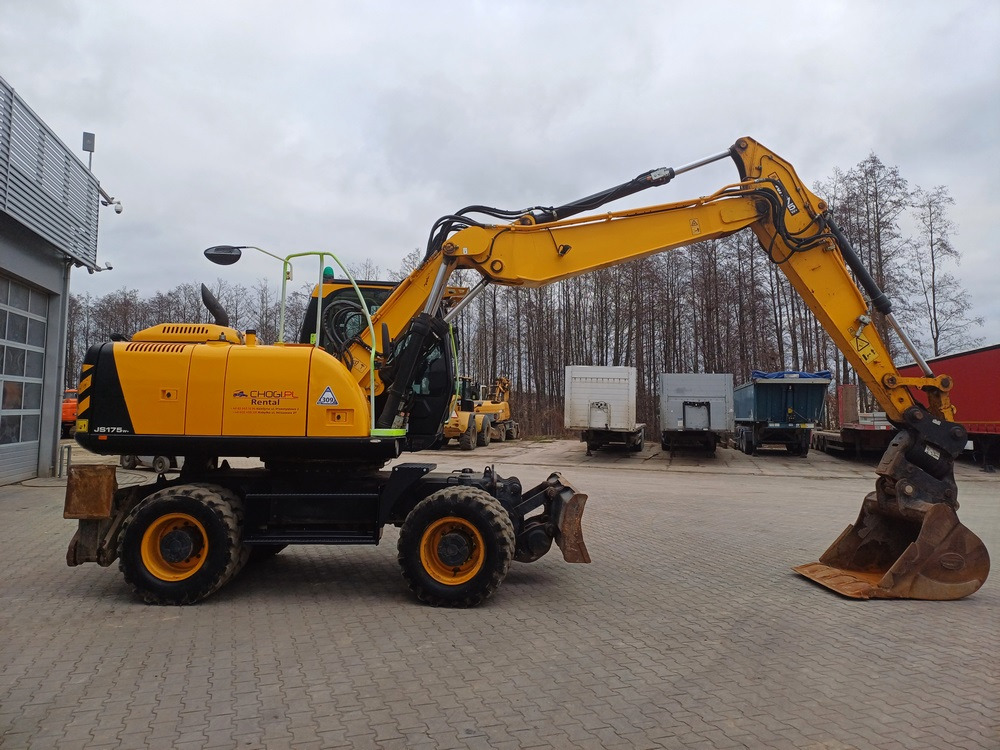 JCB JS175 - Pelle sur pneus: photos 5 JCB JS175 - Pelle sur pneus: photos 5