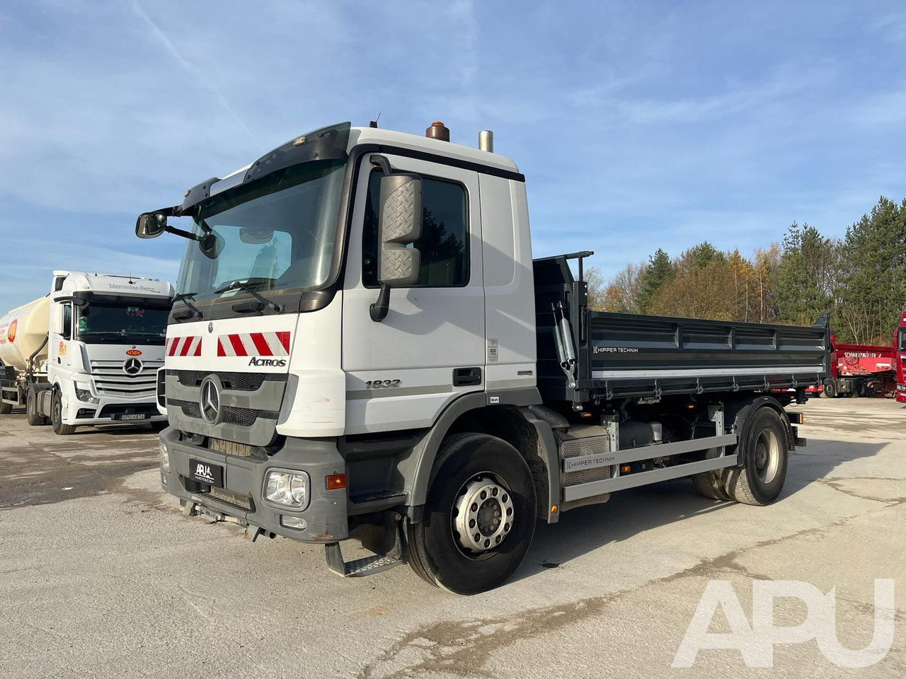 Mercedes-Benz Actros 1832 - Camion benne: photos 1 Mercedes-Benz Actros 1832 - Camion benne: photos 1