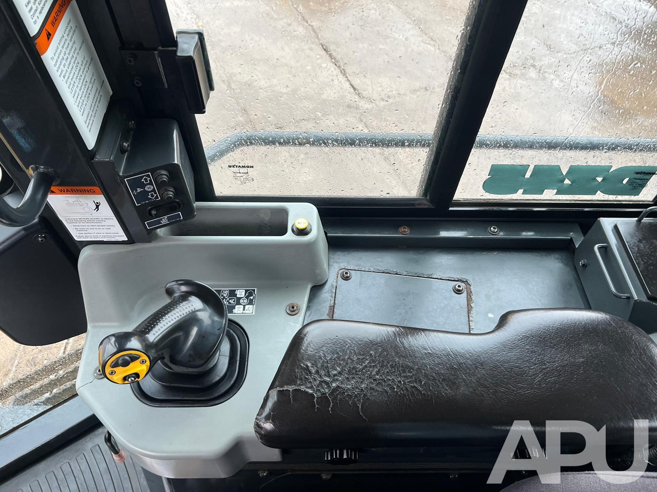 Spycharka KOMATSU D51PXi-24 - Bulldozer: photos 2 Spycharka KOMATSU D51PXi-24 - Bulldozer: photos 2