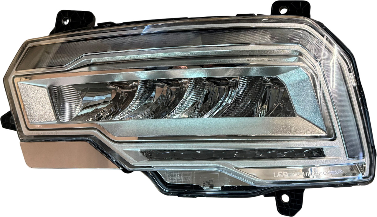 DAF LED-KOPLAMP LINKS NIEUW MODEL 2188982 - Feu avant pour Camion: photos 1 DAF LED-KOPLAMP LINKS NIEUW MODEL 2188982 - Feu avant pour Camion: photos 1