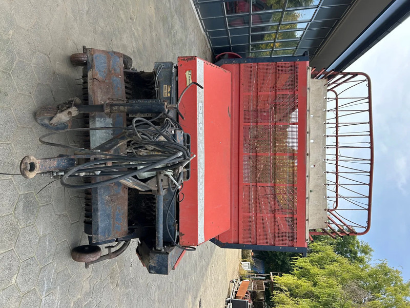 Deutz Fahr K570 - Machine agricole: photos 3 Deutz Fahr K570 - Machine agricole: photos 3