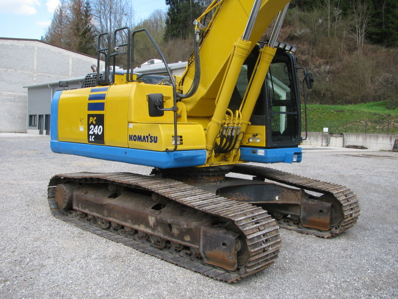 Pelle sur chenille KOMATSU PC240NLC-10 TOP condition: photos 9