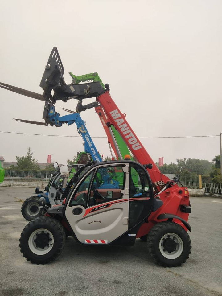 Manitou 625 - Chariot télescopique: photos 1 Manitou 625 - Chariot télescopique: photos 1