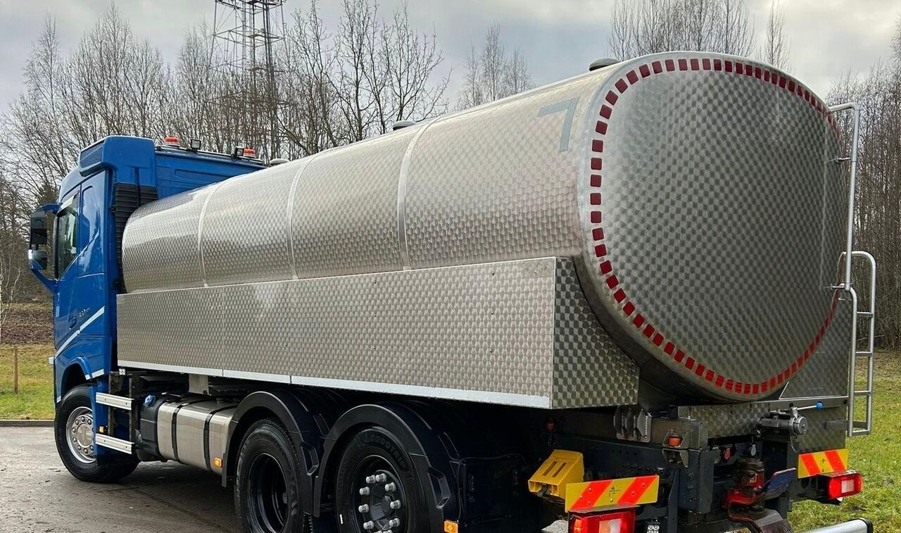 Volvo FH 420 - Camion citerne: photos 2 Volvo FH 420 - Camion citerne: photos 2