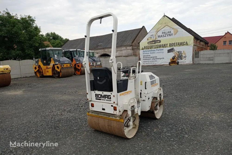 Bomag BW 100 Road roller - Compacteur: photos 1 Bomag BW 100 Road roller - Compacteur: photos 1