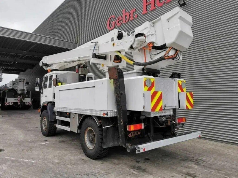 MAN MAN - 18.280 - Lifting basket 20,3 m - 4x4 - Camion, Camion grue: photos 4 MAN MAN - 18.280 - Lifting basket 20,3 m - 4x4 - Camion, Camion grue: photos 4