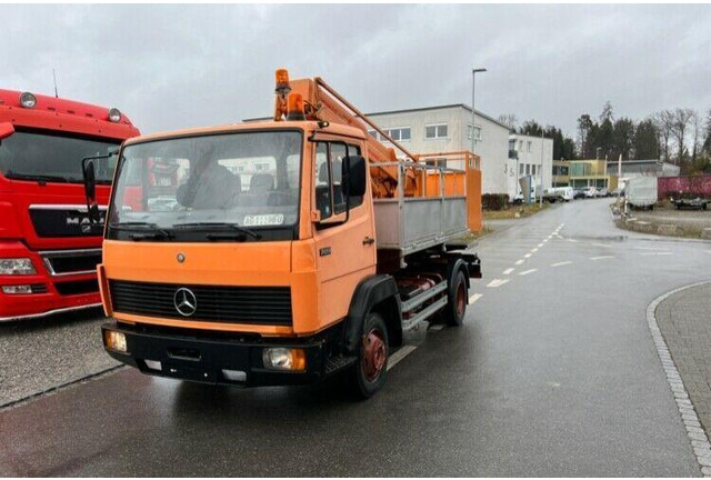 Mercedes-Benz 709 Bucket truck Wumag 14 m - Camion, Camion grue: photos 1 Mercedes-Benz 709 Bucket truck Wumag 14 m - Camion, Camion grue: photos 1
