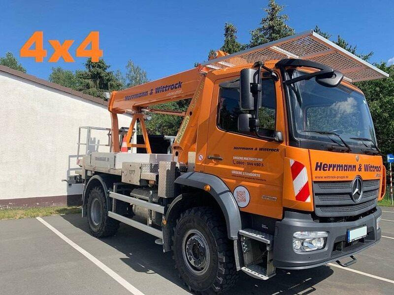 Mercedes-Benz Atego 4x4 Lifting basket - Palfinger P 250 BK 25,1 m - Camion, Camion grue: photos 1 Mercedes-Benz Atego 4x4 Lifting basket - Palfinger P 250 BK 25,1 m - Camion, Camion grue: photos 1