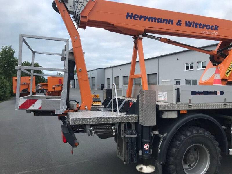 Mercedes-Benz Atego 4x4 Lifting basket - Palfinger P 250 BK 25,1 m - Camion, Camion grue: photos 5 Mercedes-Benz Atego 4x4 Lifting basket - Palfinger P 250 BK 25,1 m - Camion, Camion grue: photos 5