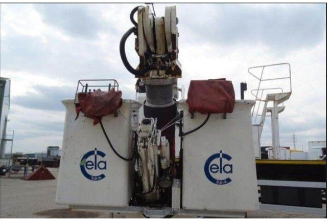 Camion, Camion grue Renault KERAX 410.19 4x4 Emelőkosaras Cela 17m: photos 8 Camion, Camion grue Renault KERAX 410.19 4x4 Emelőkosaras Cela 17m: photos 8